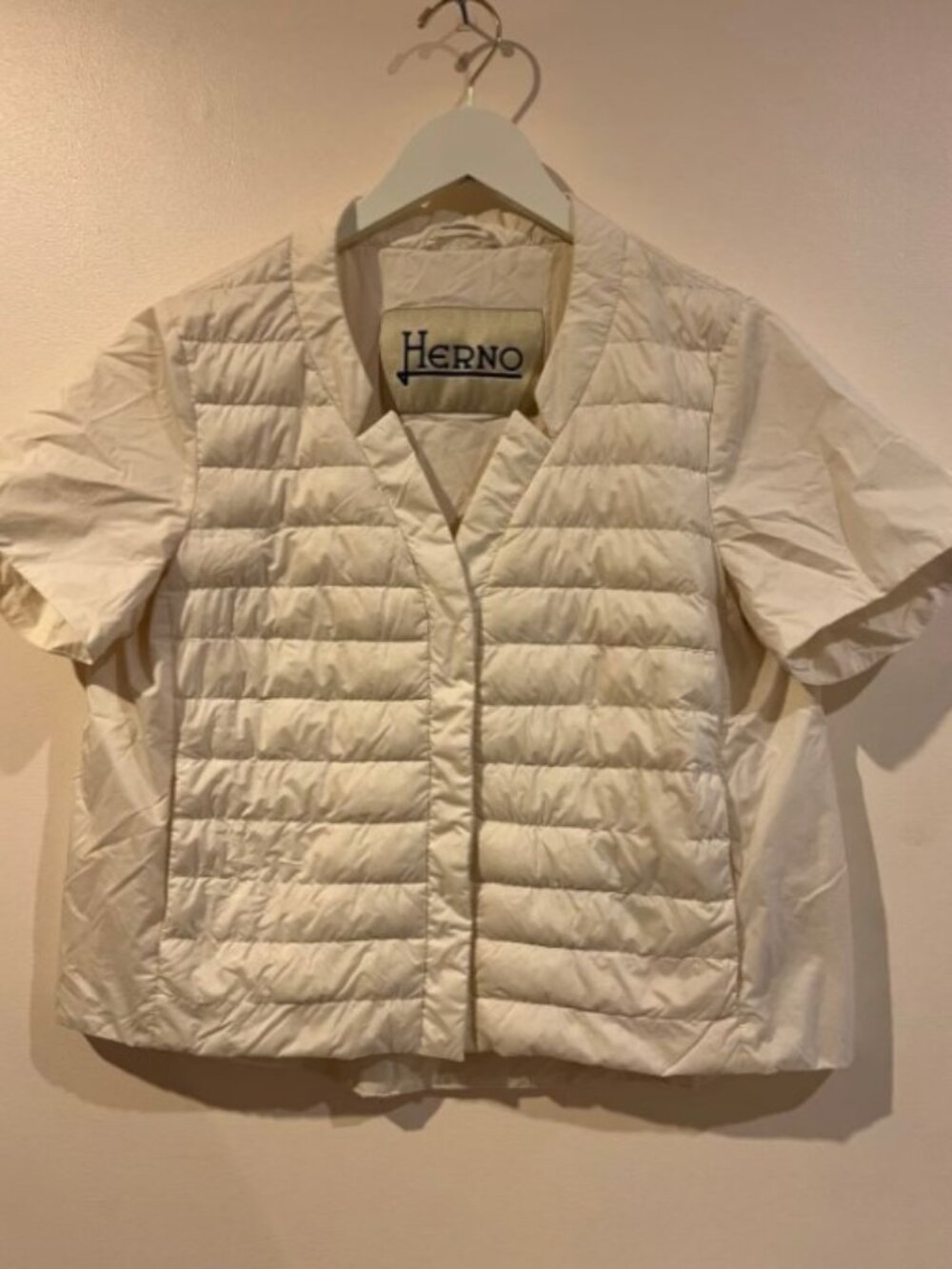 Herno goose downown short sleeved spring vest jacket cover ivory 44.